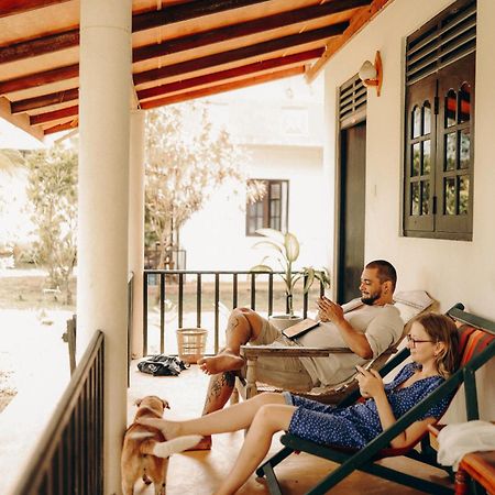 Beach Lagoon Guesthouse Tangalle Exterior photo