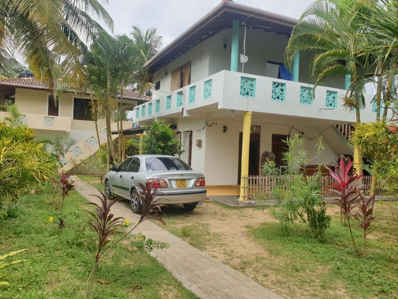 Beach Lagoon Guesthouse Tangalle Exterior photo